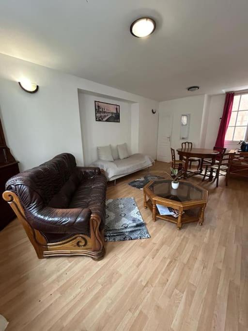 Appartement La Clouterie 沙特尔 外观 照片